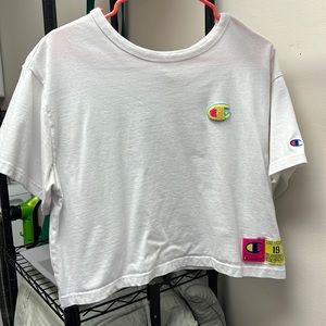 Champion Cropped Reverse Weave Carpet Logo White T-shirt size Large